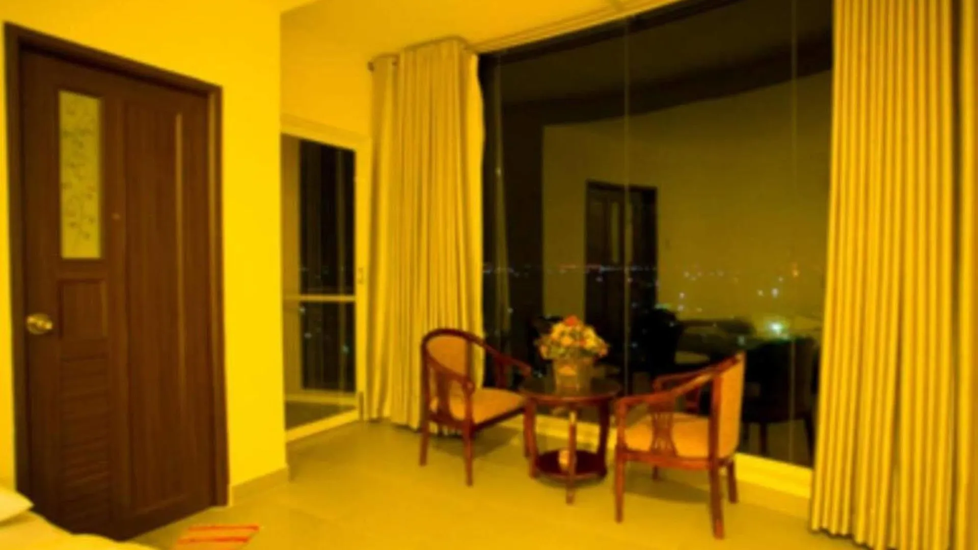 Blue Heaven Hotel Nha Trang
